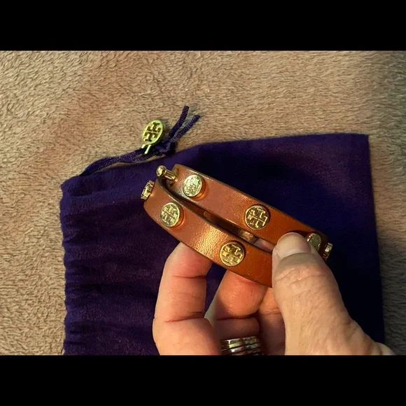 Tory Burch wrap bracelet - Picture 2 of 3